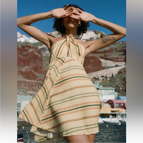 Zara Halter Dress - Picture 2 of 8